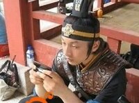 え と 善徳女王 近衛のアルチョンですが 警護をせずゲームに夢中でも職 Yahoo 知恵袋