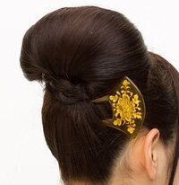 新郎の母で黒留袖を着るのですが ヘアスタイルはショートです Yahoo 知恵袋