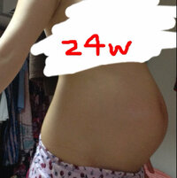 妊娠24週目の初産です 私のお腹は出産予定日が同じ友人のお腹と比べてかな Yahoo 知恵袋