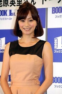 エビちゃんの妹の蛯原英里さんは婿とりですか どうして結婚してるのに Yahoo 知恵袋