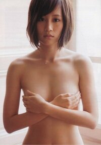 元ａｋｂ４８の前田敦子 あっちゃん のこのきわどい画像はアイコ Yahoo 知恵袋