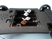 電池のバネの代わりは何か無いですか 子供のおもちゃの電池交換をした所 電池 Yahoo 知恵袋