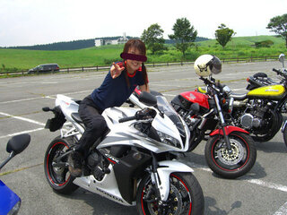 最新ssが旧車に負ける理由 私は 06のcbr600rrに乗っていま Yahoo 知恵袋
