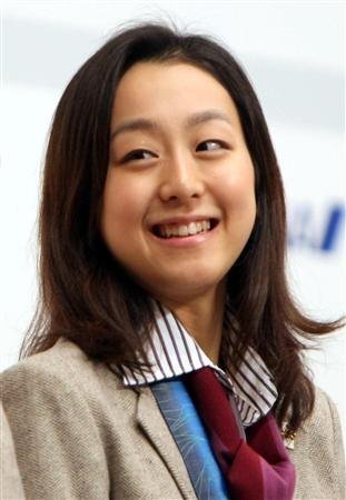 贔屓目無しに浅田真央とキムヨナってどっちがスケーティング技術が Yahoo 知恵袋