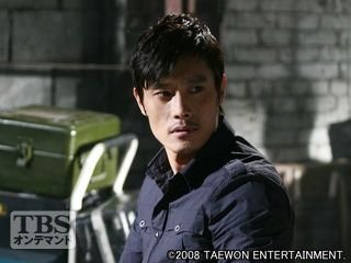 自衛隊って坊主じゃなきゃいけないんですか こんな感じの髪の長 教えて しごとの先生 Yahoo しごとカタログ