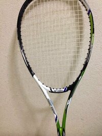 ソフトテニスラケット。グリップの色について！ソフトテニス部の一年です。そ - Yahoo!知恵袋