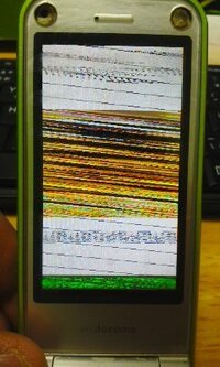 携帯電話(ガラケー)の不具合？故障？についての質問です