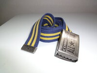 ベルトのバックルの種類というか名前が知りたいのですが 穴なしの布 Yahoo 知恵袋