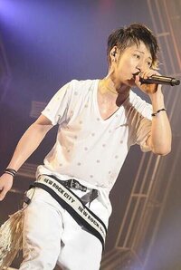 Takuya ファッションuverworldのtakuya が Yahoo 知恵袋