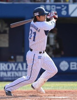 Yahoo!知恵袋横浜時代からの吉村裕基選手のファンでソフトバンクの秋山さんはサードで起用していますが守備はいかがですか? 元横浜ベイスターズの山下監督が外野手にコンバートしたはずです。