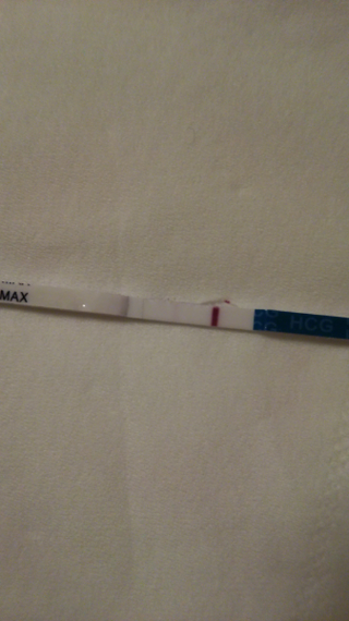 妊娠検査薬wondfoで このような反応がありました これは陰性ですか Yahoo 知恵袋