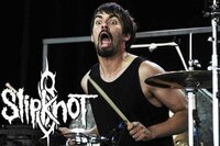 Slipknotのドラム ジョーィは噂されるほど本当に上手いんですか L Yahoo 知恵袋