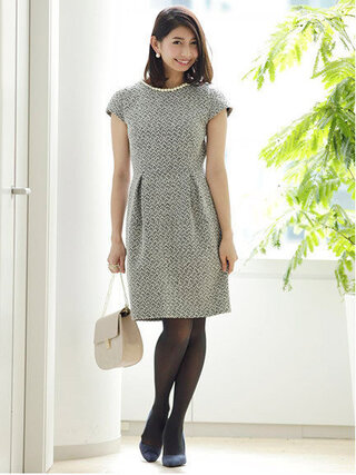 結婚式の服装について意見頂戴願います 12月に友人の結婚式があります 冬 Yahoo 知恵袋