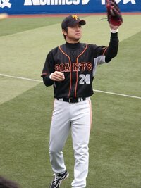 巨人の兼任コーチで質問します 高橋由伸兼任コーチは野手ではどん Yahoo 知恵袋