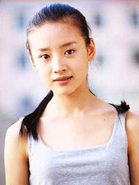 前髪なしでまとめてる髪型どう思いますか 小顔で似合ってる事が前 Yahoo 知恵袋