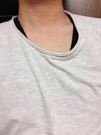 この服で写真のようにヒートテック見えてたらダサいですか 脱いだほうがい Yahoo 知恵袋