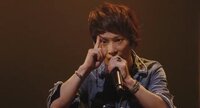 Uverworldのtakuyaさんみたいな髪型にしたいのですがなかなか Yahoo 知恵袋