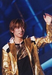 V6の三宅健さんがソロで歌っている４ｕの曲は何かのcdに入っているでしょ Yahoo 知恵袋