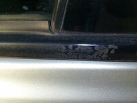車の窓のゴム部分の白い斑点は消すことは可能ですか あれで Yahoo 知恵袋