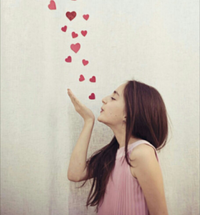 優しい女性 いつも笑顔の女性 凛とした強さを持つ女性 色んな女性 Yahoo 知恵袋