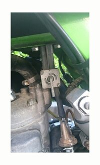 最終型のkdx125に乗ってます 燃料コックは画像の向きがonで合ってい Yahoo 知恵袋