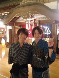 この画像は柿原徹也さんと誰ですか 入江玲於奈 アトミックモンキー所 Yahoo 知恵袋