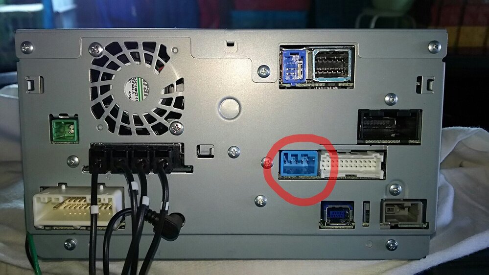 ダイハツ純正ナビNSZP-W65DFにオークションで出回ってい ダイハツ純正ナビNSZP-W65DFにオークションで出回ってい