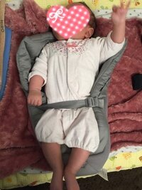 ０歳二ヶ月半の子がいます エルゴはインサートなしでもつかえます Yahoo 知恵袋