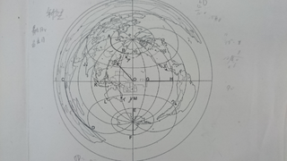Yahoo!知恵袋正距方位図法のABとGHとEFとCDの距離の比較をお願い致します。