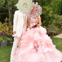 タカミブライダルのこのピンクのドレスの名前知っている方 いらっしゃいませ Yahoo 知恵袋