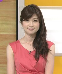 今夜の井田寛子さん 白いノースリーブのトップスに花柄スカートが Yahoo 知恵袋