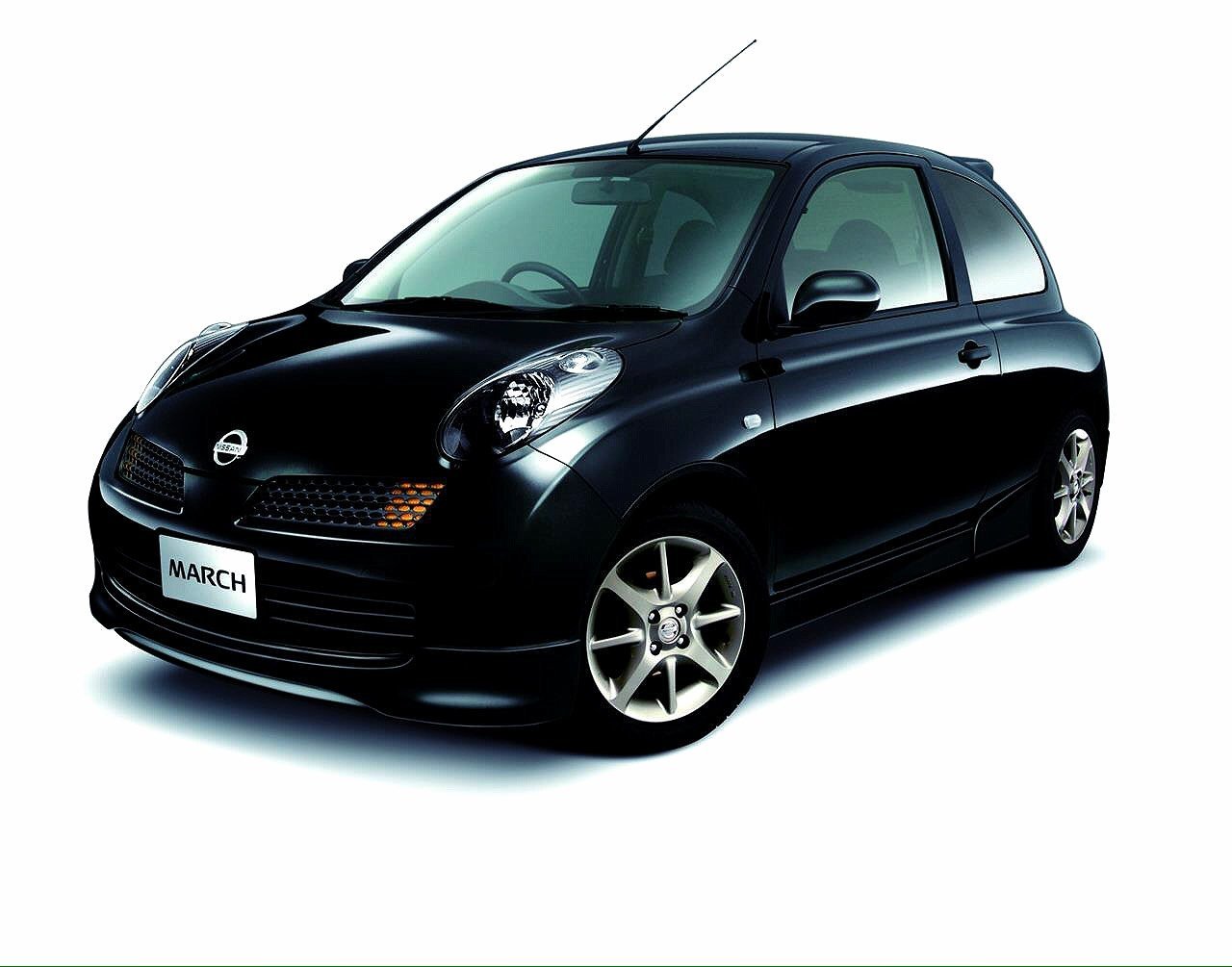 こんにちは。K12マーチ 前期型の12SRに乗って』 日産 マーチ の