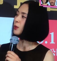 この深津絵里さんのような発色の赤リップが欲しいのですが どのブランドのも Yahoo 知恵袋