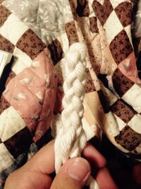 この画像のような結び方で 漁師網で使っている編み方で紐を6本くらいで編み Yahoo 知恵袋