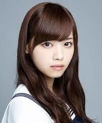 女子の髪型についてです サラサラストレート黒髪ヘアかフワフワな茶髪だったらど Yahoo 知恵袋