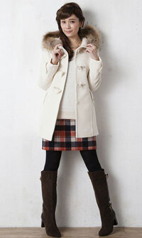 白コート着ている人はなんとなく可愛く見えてしまうのでしょうか Yahoo 知恵袋