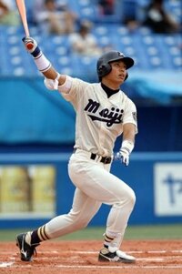 500】高校野球って基本みんなソックス上げてますが、大学野球