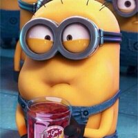 このミニオンの名前わかりますか フィル は海外のポスターでメイド Yahoo 知恵袋