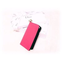 小嶋陽菜さんが使っている ディオールのiphoneケースのお値段とiph Yahoo 知恵袋