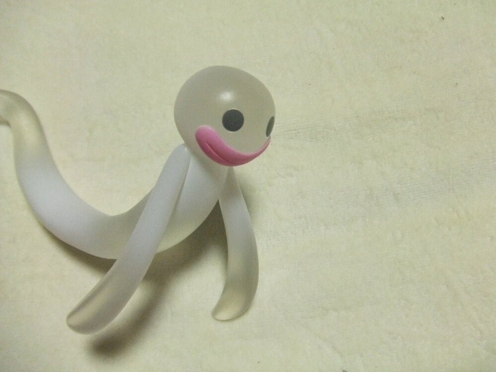 このお化けのようなキャラクターの名前を教えてください - ワン