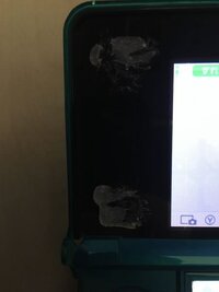 ゲーム機に付着したシールをうまくはがす方法を教えてください まず Yahoo 知恵袋