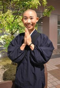 人気アイドルの小池美由のかわいい尼の姿はこちら いかがですか そ Yahoo 知恵袋