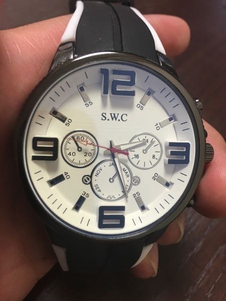 この時計友達からもらったんですがS.W.Cなんて見たことないん