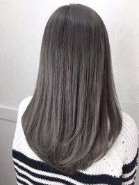 染めたことのない黒い髪から ブリーチなしでこの画像のようなグレーアッシ Yahoo Beauty