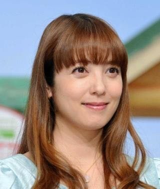 中山エミリをどう思いますか かわいくて 賢そうで 性格も Yahoo 知恵袋