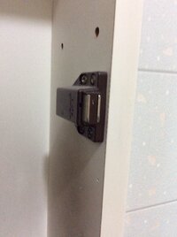 漫画本の本棚への並べ方 右から並べますか 左から並べま Yahoo 知恵袋