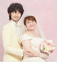 ハリセンボンの春菜さんdocomoのcmに花嫁姿で出ていますね Yahoo 知恵袋