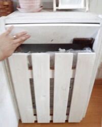 Diyに詳しい方に写真のように押してゴミを入れる蓋 扉を付けたいのですが 付け方 教えて 住まいの先生 Yahoo 不動産
