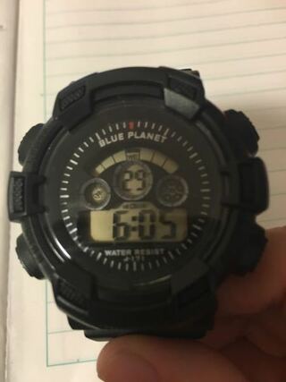 ダイソーで300円で買ったこの腕時計の説明書を無くしてしまいました Yahoo 知恵袋
