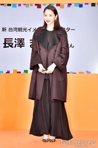 この長澤まさみさんのアウター どこのブランドの服かわかりますか Yahoo 知恵袋